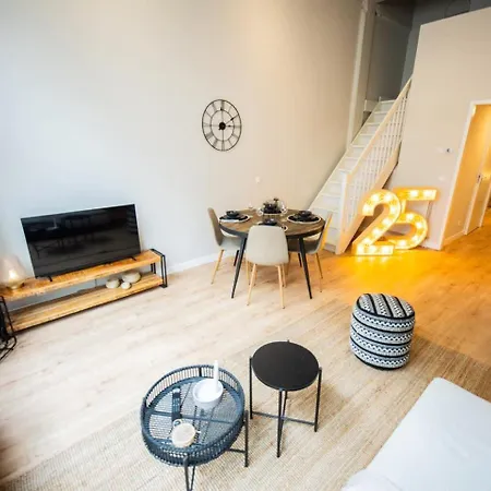 Апартаменты Creative 3 Bedroom 79m2 -bsh25-
