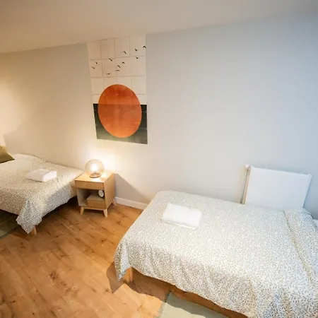 Creative 3 Bedroom 79m2 -bsh25- *