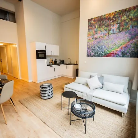 Apartment Creative 3 Bedroom 79m2 -bsh25- Rotterdam