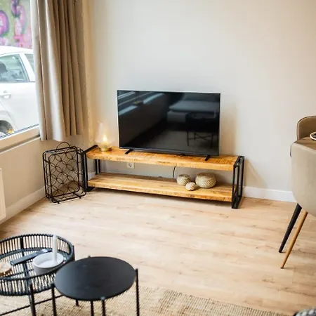 Creative 3 Bedroom 79m2 -bsh25- Rotterdam