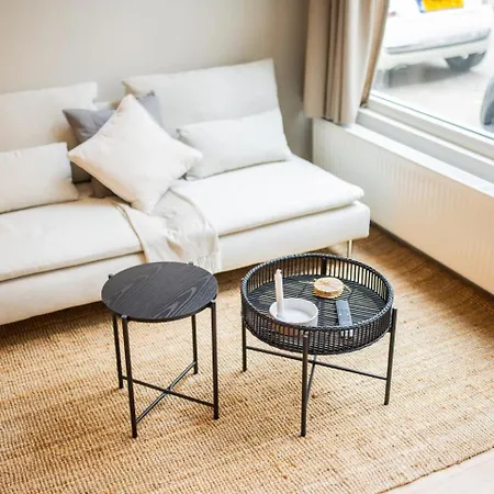 Apartment Creative 3 Bedroom 79m2 -bsh25-