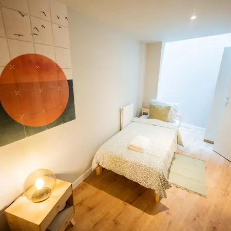 アパート Creative 3 Bedroom 79m2 -bsh25-