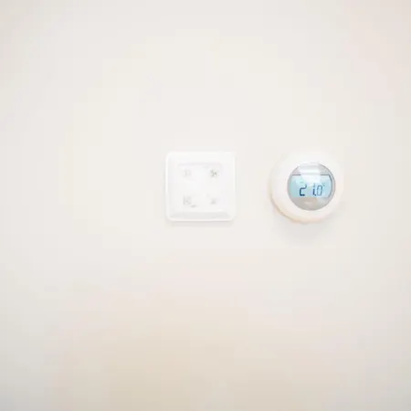 Creative 3 Bedroom 79m2 -bsh25- ロッテルダム